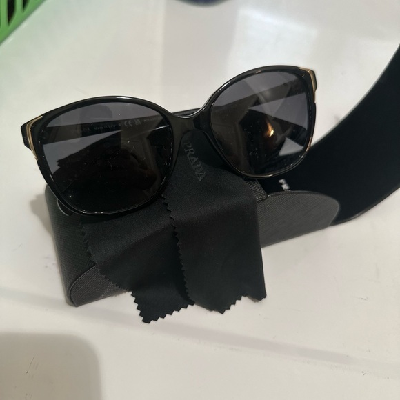 Prada Sunglasses - Picture 2 of 5